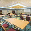 Отель La Quinta Inn & Suites by Wyndham Baltimore S. Glen Burnie, фото 16