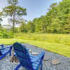 Отель Cozy Home w/ Yard ~ 6 Mi to Stowe Mountain!, фото 11