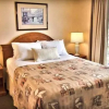 Отель Stage West All-Suite Hotel & Theatre Restaurant, фото 1