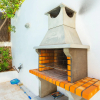 Отель Villa Torreta: Private Pool, Walk to Beach, A/C, WiFi, Car Not Required                             , фото 12