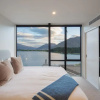 Отель Lakehouse 2- Free Parking- Walk To Town- Air Con, фото 4