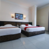 Отель RedDoorz Plus @ Jalan Dr Sutomo Pekanbaru, фото 4