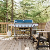 Отель Boulder Field Lodge ~ HOT TUB ~ Free Linens, фото 8
