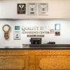 Отель Quality Inn & Conference Center, фото 2