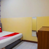 Отель OYO 92371 Bb House Japaris, фото 12
