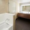 Отель Holiday Inn & Suites Philadelphia W - Drexel Hill, an IHG Hotel, фото 5