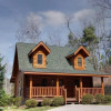 Отель Kiss Me Goodnight 1 Bedroom Cabin by Redawning, фото 5