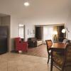 Отель Country Inn & Suites by Radisson, Bowling Green, KY, фото 35