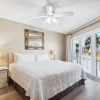 Отель Seacrest 210 is a 2 BR on Gulf side of Okaloosa Island by RedAwning, фото 4