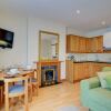 Отель Beautiful Apartment in Dartmouth With a Courtyard, фото 8
