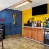 Отель Econo Lodge Inn & Suites, фото 13