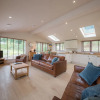 Отель Tanfield, Sleep 6, Private hot Tub, pet Friendly, фото 4