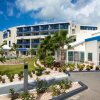 Отель Hilton Vacation Club Flamingo Beach St. Maarten в Симпсон-Бее