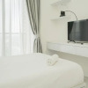 Отель Modern Studio With Cozy Style At Sky House Bsd Apartment, фото 1
