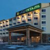 Отель La Quinta Inn & Suites by Wyndham Butte, фото 29