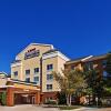 Отель Fairfield Inn and Suites by Marriott Austin Northwest/Domain, фото 1