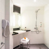 Отель ibis La Rochelle Centre Historique Hotel, фото 8