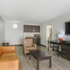 Отель Quality Inn & Suites, фото 6