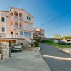 Отель Apartments Dragan, фото 1