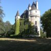 Отель Chateau de la Chaise Saint-Eloi в Мосне