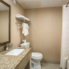 Отель Clarion Inn & Suites Stroudsburg - Poconos, фото 33