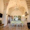 Отель Esclusiva Villa a Ostuni con Piscina 1km dal Mare, фото 1
