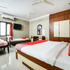 Отель Dkr Regency by OYO, фото 1