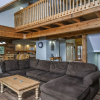 Отель McKenzies Mountain 7 Bedroom House, фото 10