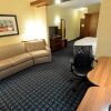 Отель Fairfield Inn & Suites Bowling Green, фото 1