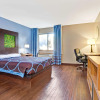 Отель Super 8 by Wyndham Louisville Airport, фото 2