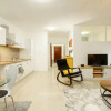 Отель Spacious stylish studio up to 4ppl close to centre, фото 9