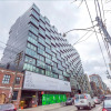 Отель Luxury 1BR in the Heart of King West, фото 1
