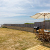 Отель Sunny Seafront Chalet - Sleeps 6, фото 19