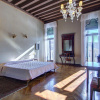 Отель PANORAMIC 9 WINDOWS OVER GRANDCANAL, 3 bed, 2 bath, фото 13