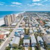 Отель Oceanside Paradise - Ultra-modern Beach Townhouse, фото 14