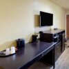 Отель Woodridge Inn and Suites, фото 36