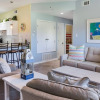 Отель Island 53 2 Bedroom Condo, фото 8