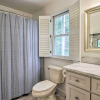 Отель Highlands Cottage w/ Sunroom ~ 1 Mile to Downtown!, фото 9
