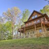 Отель Lakefront South Carolina Abode w/ Deck & Boat Dock в Токкоа