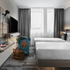 Отель Moxy Duesseldorf City, фото 3