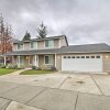Отель Enumclaw Home - 60 Mi to Mount Rainier!, фото 1