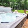 Отель Mountain Memories by Avantstay Hot Tub Enclosed Deck, Large Yard w/ Fire Pit, фото 16