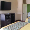 Отель Americas Best Value Inn & Suites Houston NE, фото 2