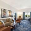 Отель Doubletree by Hilton Cape Cod - Hyannis, фото 39