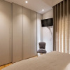 Отель Phaedrus Living: City Center Luxury Flat N. Kosmos, фото 4