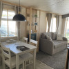 Отель Captivating 2-bed Lodge in Great Yarmouth, фото 13