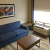 Отель Holiday Inn Express & Suites Houston - Memorial Park Area, an IHG Hotel, фото 7