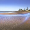 Отель Beachfront Studio and Private Pool, фото 17