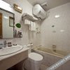 Отель Rongjing Garden Holiday Resort в Наньпином