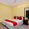 Отель OYO 4930 Stay EM Residency, фото 4